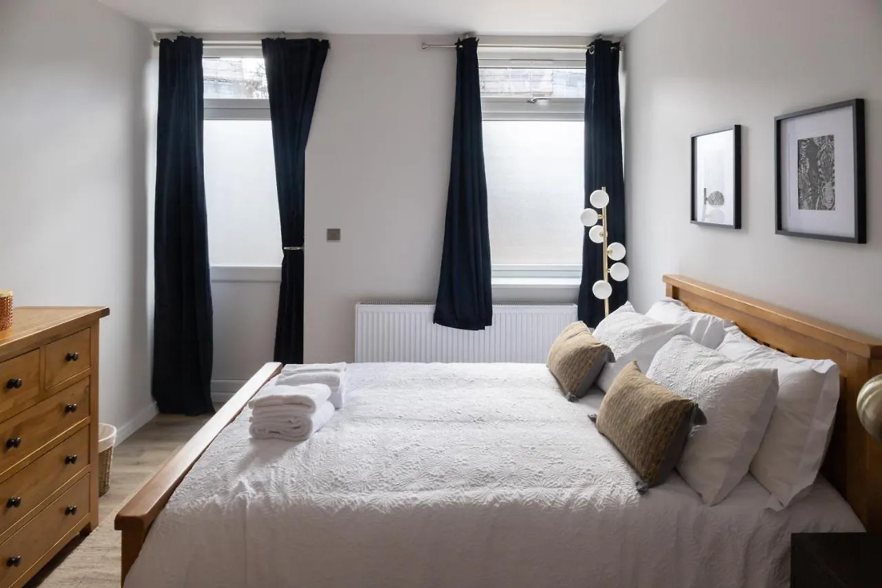 Amazing New Spacious Apartment In Se1 London United Kingdom